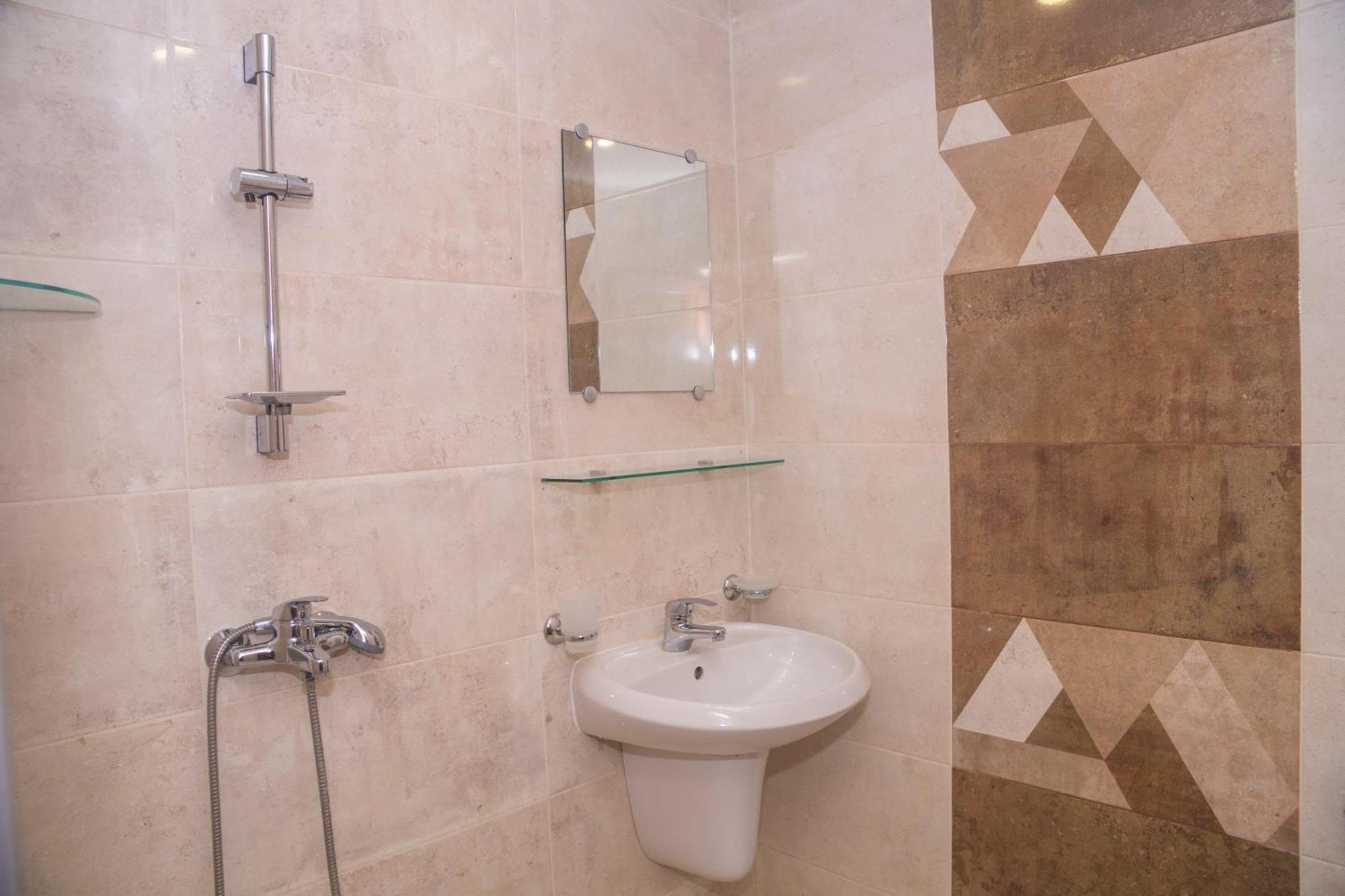 Chrystal Guest House Obzor Rom bilde