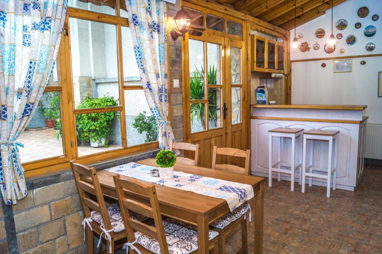 Chrystal Guest House Obzor Eksteriør bilde
